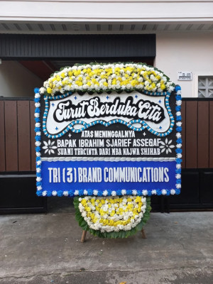 Papan Bunga Duka di Kalomdol